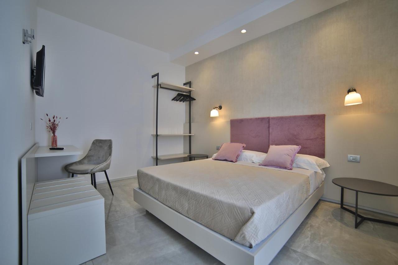 Calaluna Rooms Porto Cesareo Exterior foto